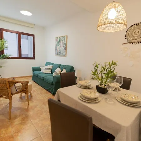 Agueita Surf Apartman *
